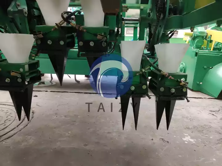 efficient seedling transplanter