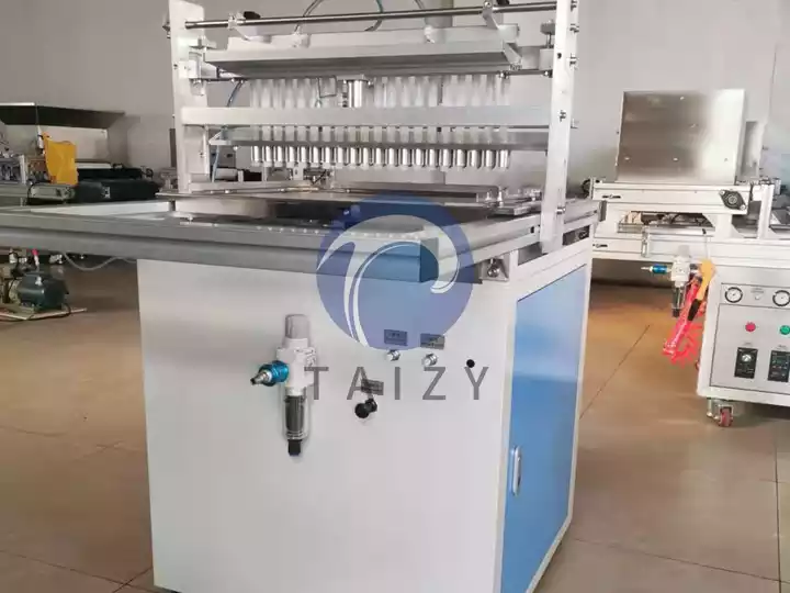 semi-automatic seedling machine