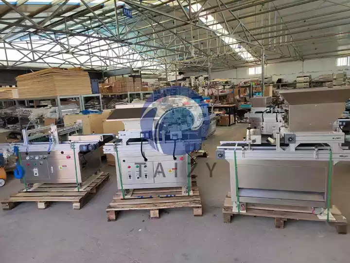 machines à plateaux de semis