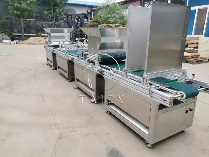 automatic plug tray seeder