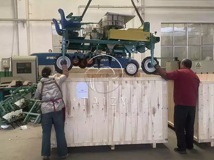 peralatan transplantasi sayuran