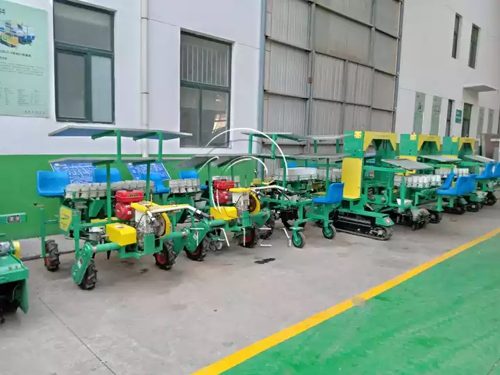 transplanter machines